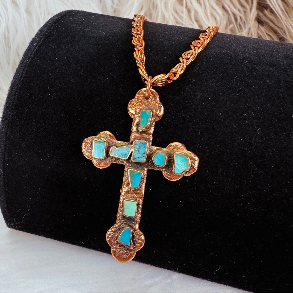 Stunning vintage Turquoise Blue Solid Copper Cross Pendant and Chain Necklace